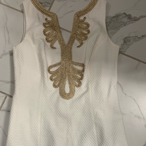 White and gold Lilly Pulitzer Janice size 2 - Picture 6 of 6
